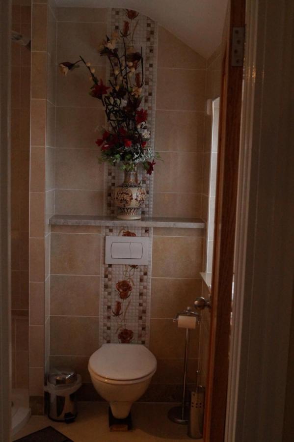 Marie'S Bed And Breakfast Coolock Exterior foto